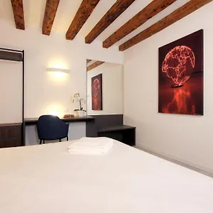 Modern Art Apartment