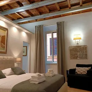 https://romantic-suite-fontana-di-trevi.it-romehotels.com